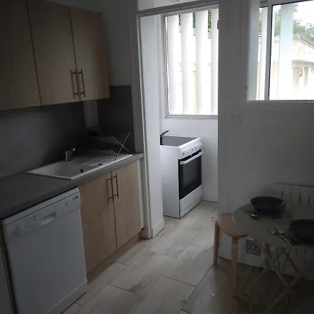 Apartment Grand Appartement Beaujoire 15Min Centre Nantes Nantes
